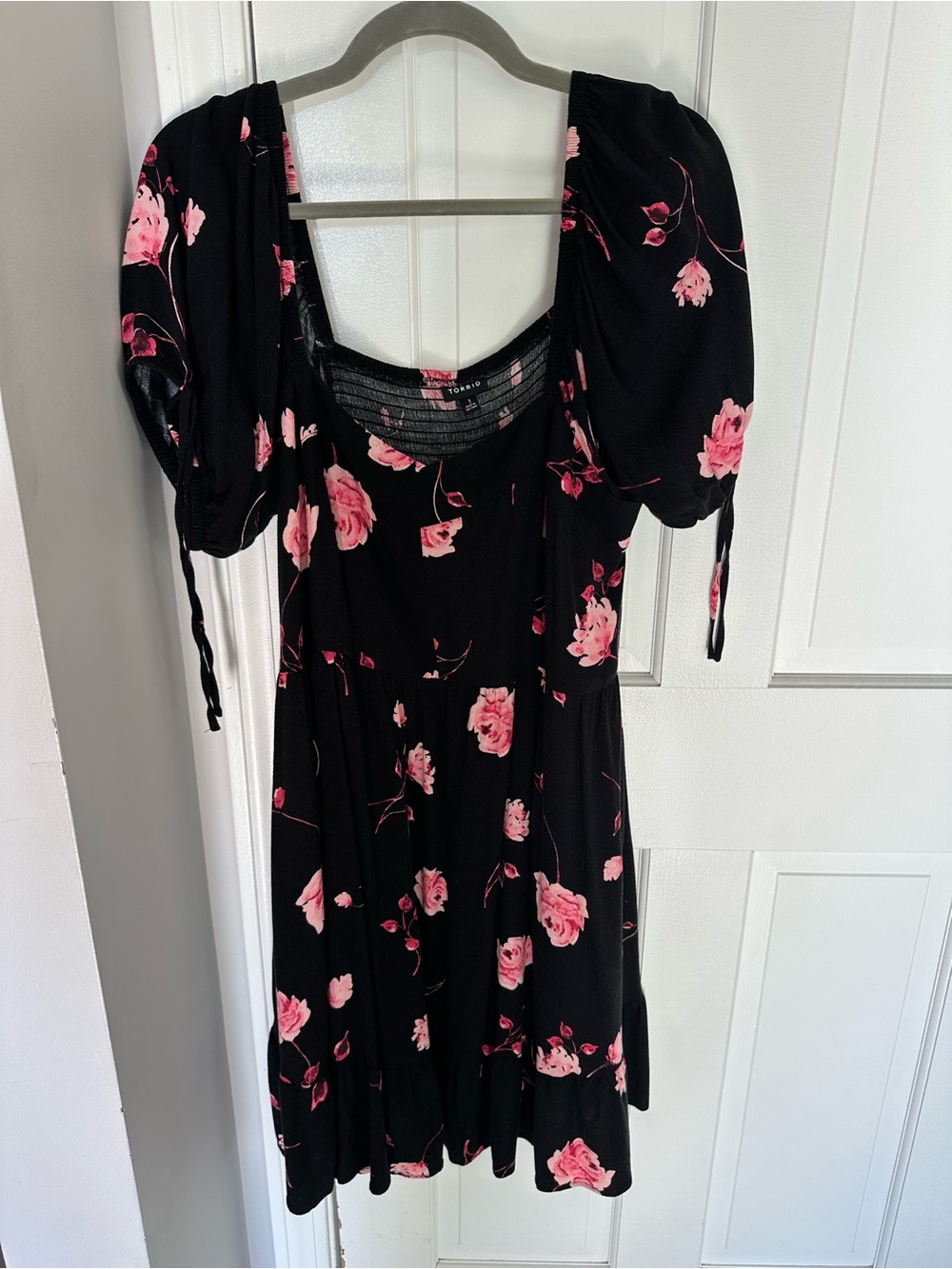 Torrid Floral Puff-Sleeve Mini Dress - Black with Pink Roses